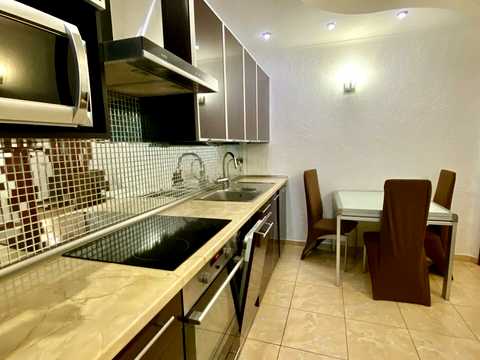 квартира по адресу Осенняя ул., 33