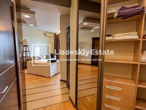 квартира за адресою Київ, Панаса Мирного вул., 28-А