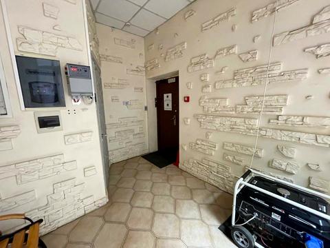 коммерческая по адресу Евгения Коновальца ул. (Щорса), 32-Б