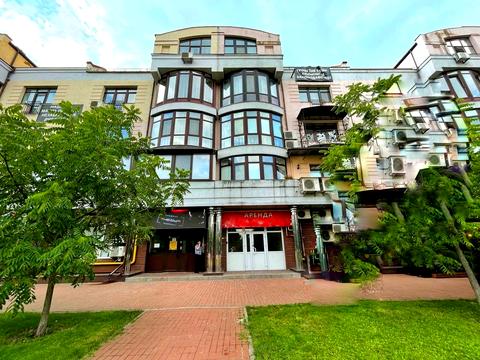 комерційна за адресою Оболонська набережна вул., 11