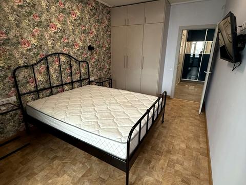 квартира за адресою Дніпровська набережна вул., 18-Б