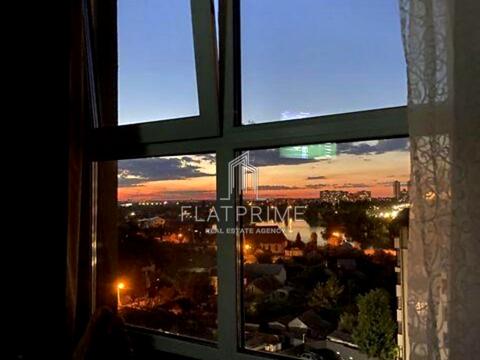 квартира за адресою Райдужна вул., 58
