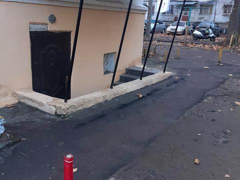 комерційна за адресою Семінарська вул., 11