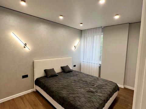 квартира за адресою Степана Бандери вул., 79