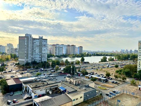 квартира за адресою Ревуцького вул., 17
