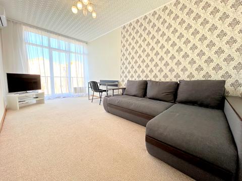 квартира за адресою Регенераторна вул., 4