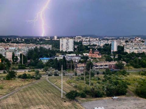 квартира за адресою Лісового вул., 44