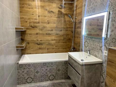 квартира за адресою Івана Величковського вул., 4