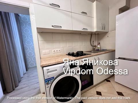 комерційна за адресою Успенська вул. (Чичерина), 25