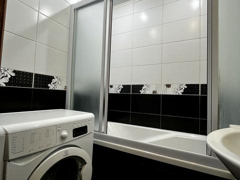 квартира за адресою Новорічна вул., 52
