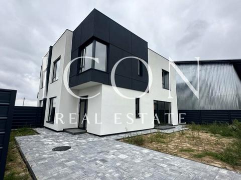 будинок за адресою Квітнева вул.