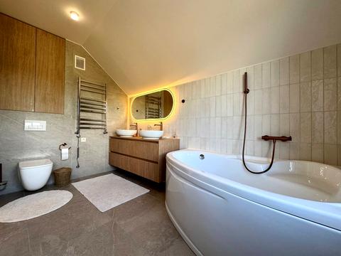 дом по адресу Львовская ул.