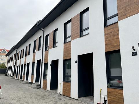 будинок за адресою Амосова вул.