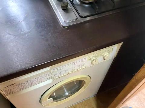 будинок за адресою Крута вул., 3А