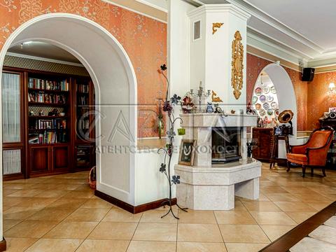 будинок за адресою Луговий пров.