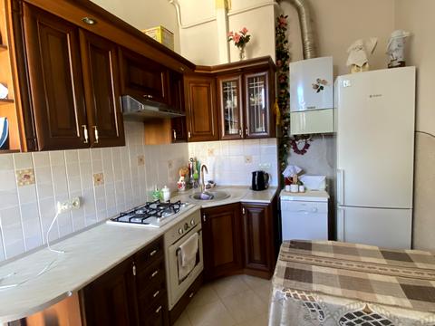 квартира за адресою Івана Вакарчука вул., 12