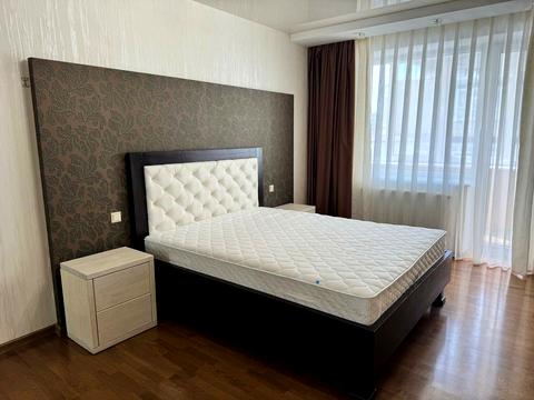 квартира по адресу Степана Бандери ул., 9/1