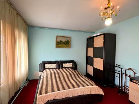 будинок за адресою Небесної Сотні просп. (Маршала Жукова)