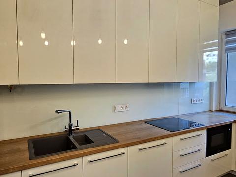 квартира за адресою Київ, Новопольова вул., 2