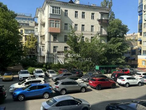 комерційна за адресою Князів Острозьких вул. (Московська), 46/2
