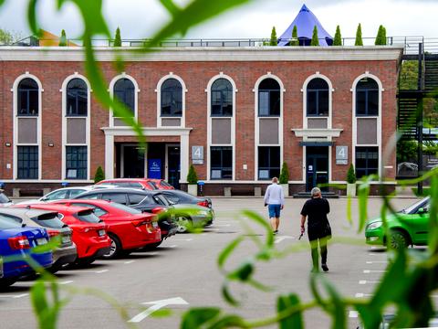 комерційна за адресою Олени Теліги вул., 6