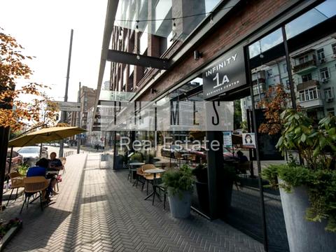 комерційна за адресою Саксаганського вул., 53/80