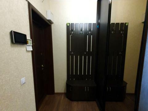 квартира за адресою Анни Ахматової вул., 32/18