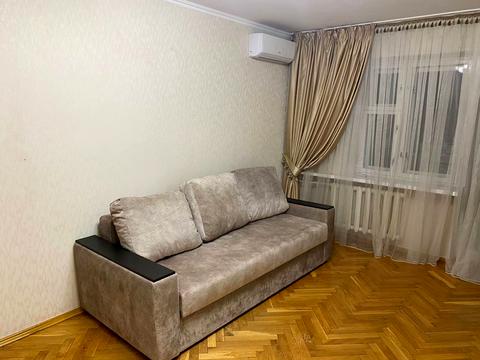 квартира за адресою Срібнокільська вул., 20