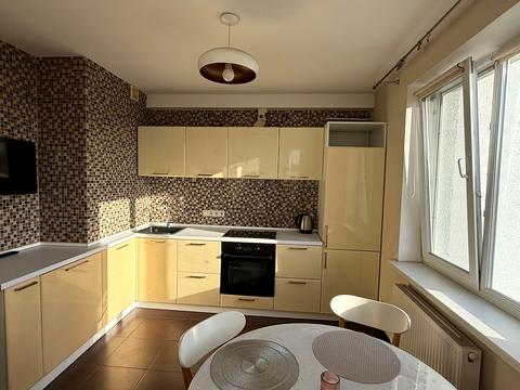 квартира по адресу Драгоманова ул., 6/1