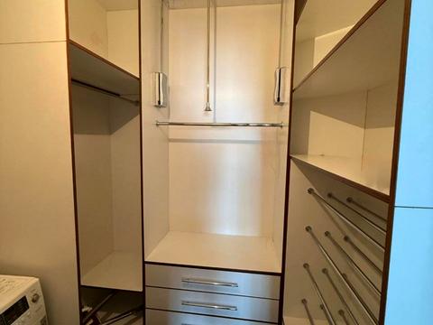 квартира за адресою Дніпровська набережна вул., 1
