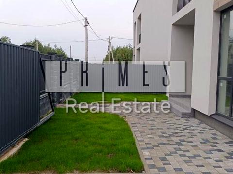 дом по адресу Київська