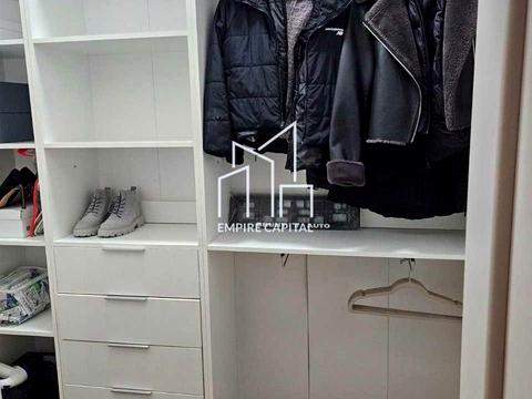 будинок за адресою Івасюка вул.