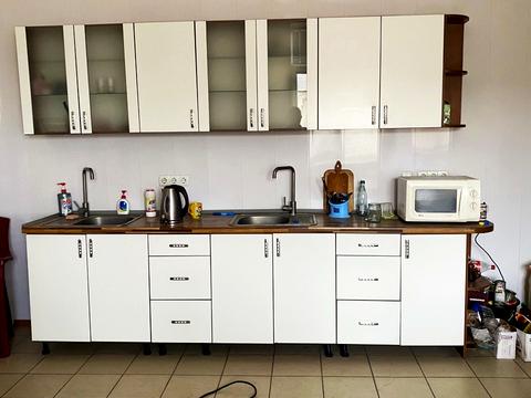 комерційна за адресою Любові Малої просп. (Постишева), 99
