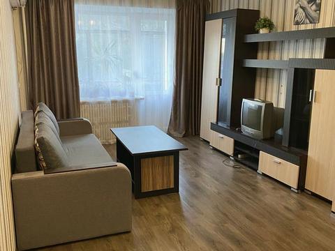 квартира за адресою Василя Сухомлинського вул. (Совхозна), 14