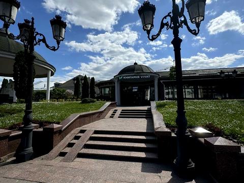 коммерческая по адресу Соборная ул., 65а