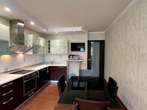 квартира за адресою Академіка Сахарова вул., 36