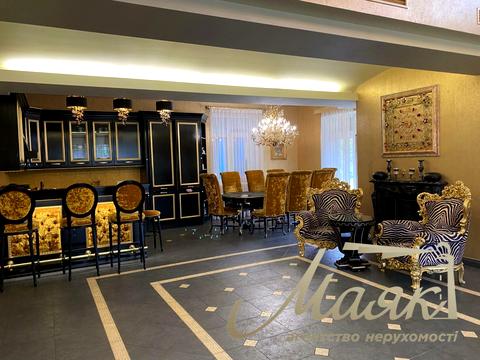 будинок за адресою с. Козин, старокиевская