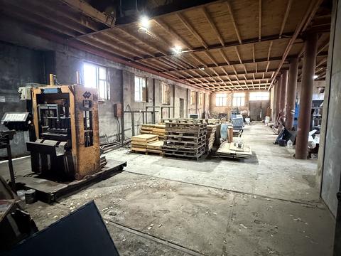 комерційна за адресою Універсальний пров., 7