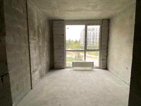 квартира за адресою Салютна вул., 2к25