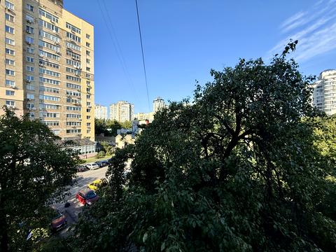 квартира по адресу Александра Довженко ул., 12