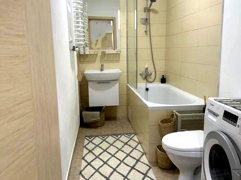 квартира за адресою Джерельна вул., 93