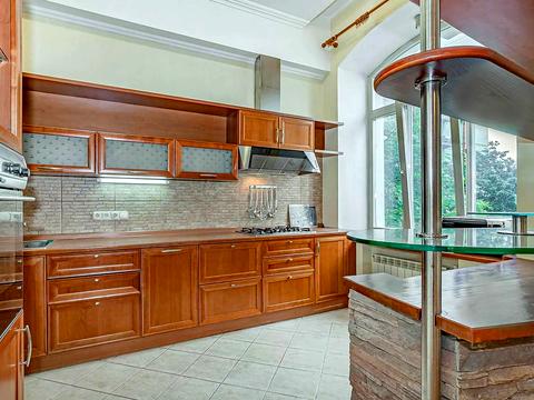 квартира по адресу Михайловская ул., 19