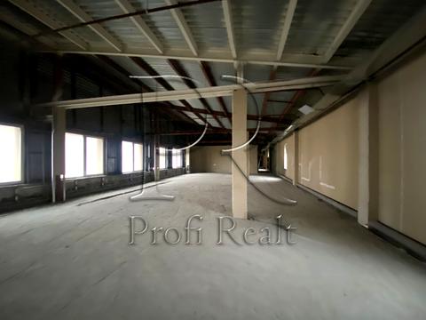 комерційна за адресою Борщагівська вул., 154А