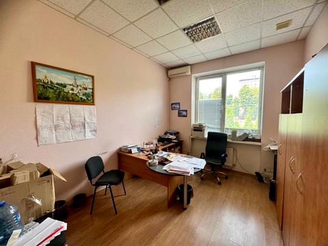 комерційна за адресою Січових Стрільців вул. (Артема), 127
