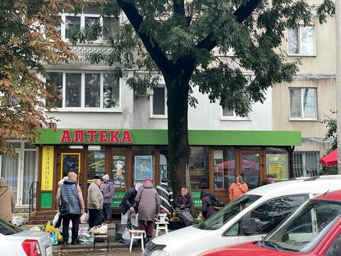 комерційна за адресою Проскурівського підпілля вул., 1