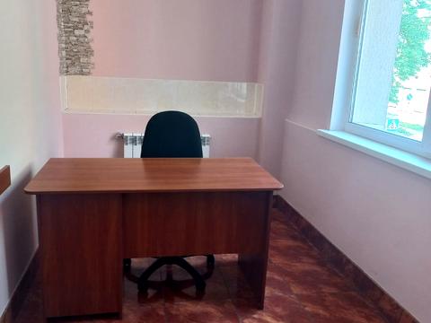 комерційна за адресою Водопровідна вул., 20