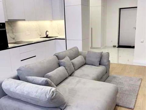 квартира за адресою Андрія Верхогляда вул. (Михайла Драгомирова), 14-А