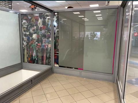 комерційна за адресою Королеви Єлизавети ІІ вул. (Глинки), 1