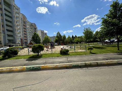 коммерческая по адресу Юності ул., 3