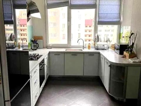 квартира за адресою Академіка Сахарова вул., 36